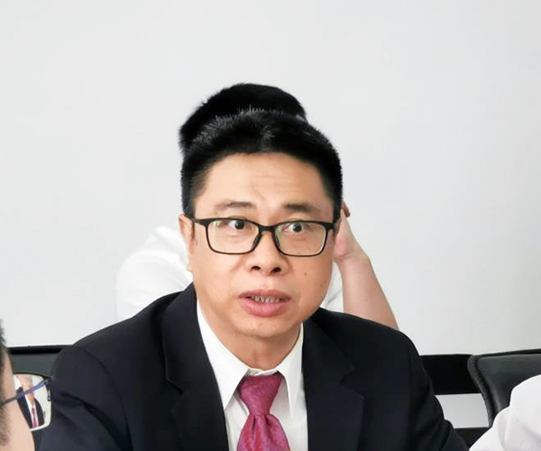 2-王天兴副市长与黄习功总经理在会议上讲话.jpg 2-王天兴副市长与黄习功总经理在会议上讲话.jpg