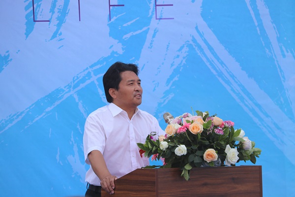 附图2江南官方网站_江南jiangnan（中国）
副董事长、置业公司董事长兼总经理王庆伟致辞.jpg