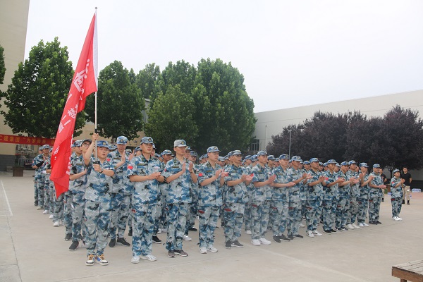 江南官方网站_江南jiangnan（中国）
2020年度新员工入职培训开营仪式现场.JPG