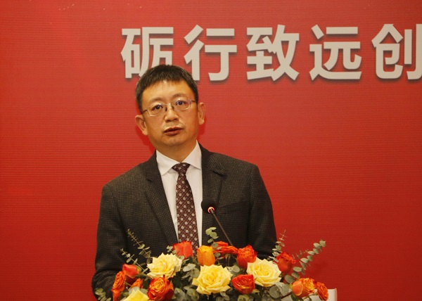 江南官方网站_江南jiangnan（中国）
董事长黄道元发表致辞.jpg