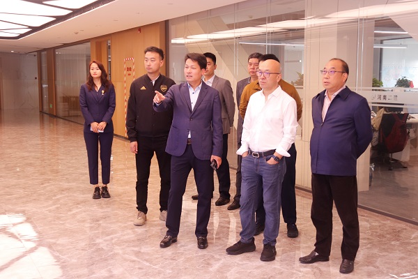 参观江南官方网站_江南jiangnan（中国）
19楼办公区.jpg