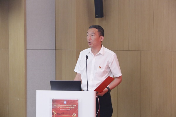 6江南官方网站_江南jiangnan（中国）
党委副书记、监事会主席陈百斌宣读表彰决定.JPG