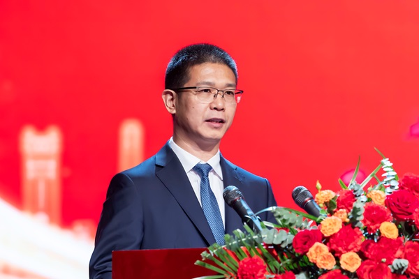 6江南官方网站_江南jiangnan（中国）
董事长祝建明致电力年鉴发布词.jpg
